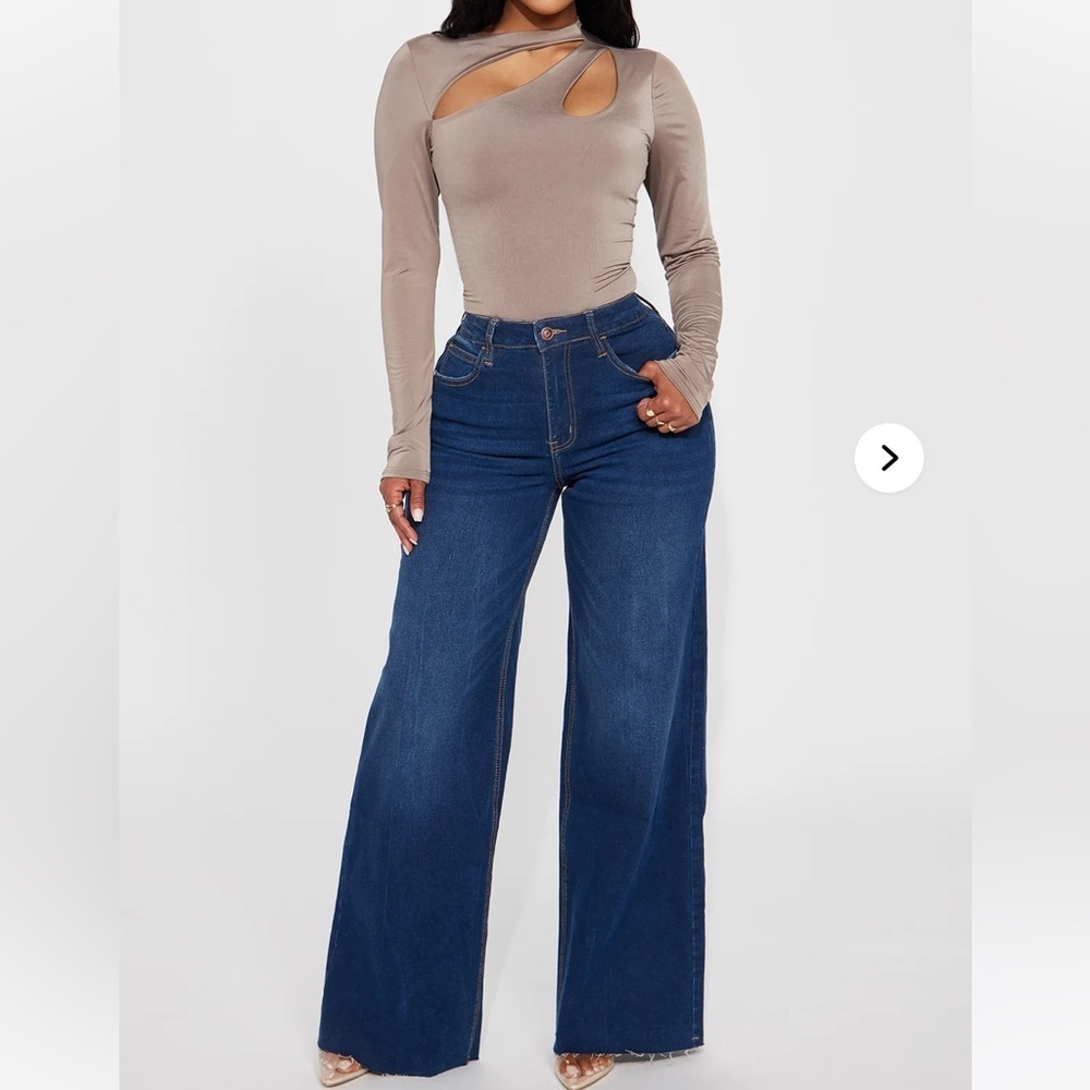 Wide leg jeans